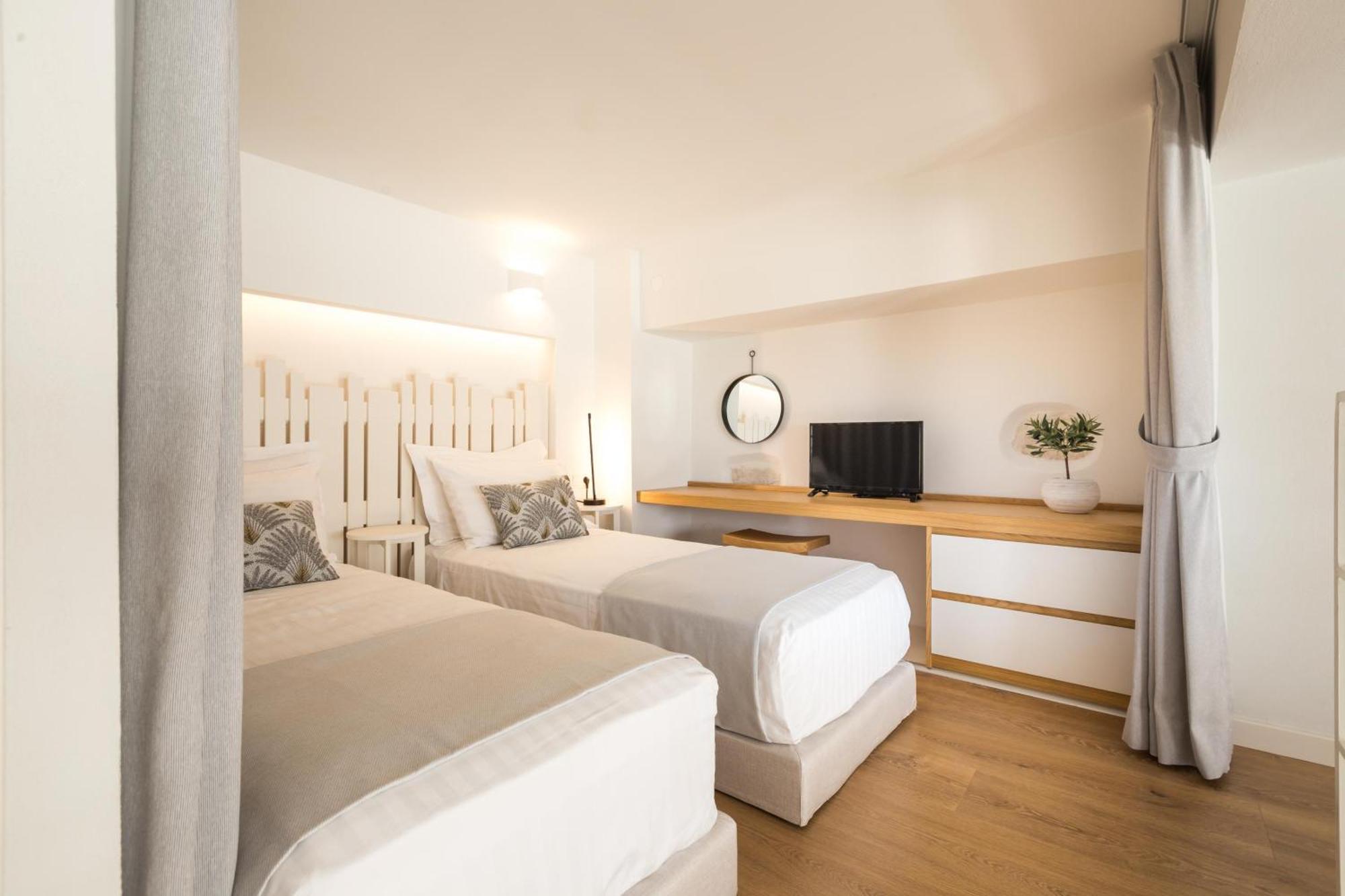 Le Bijou Luxury Suites Rethymno Bagian luar foto