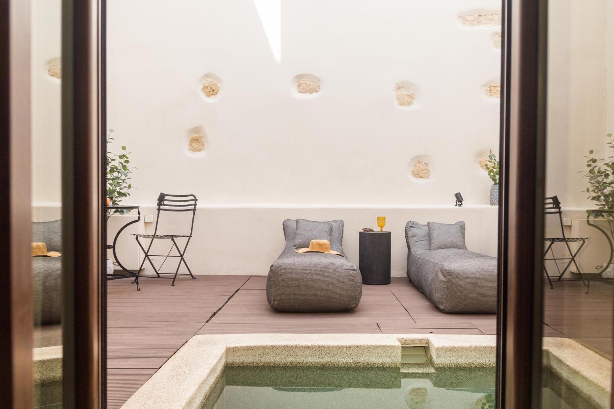 Le Bijou Luxury Suites Rethymno Bagian luar foto