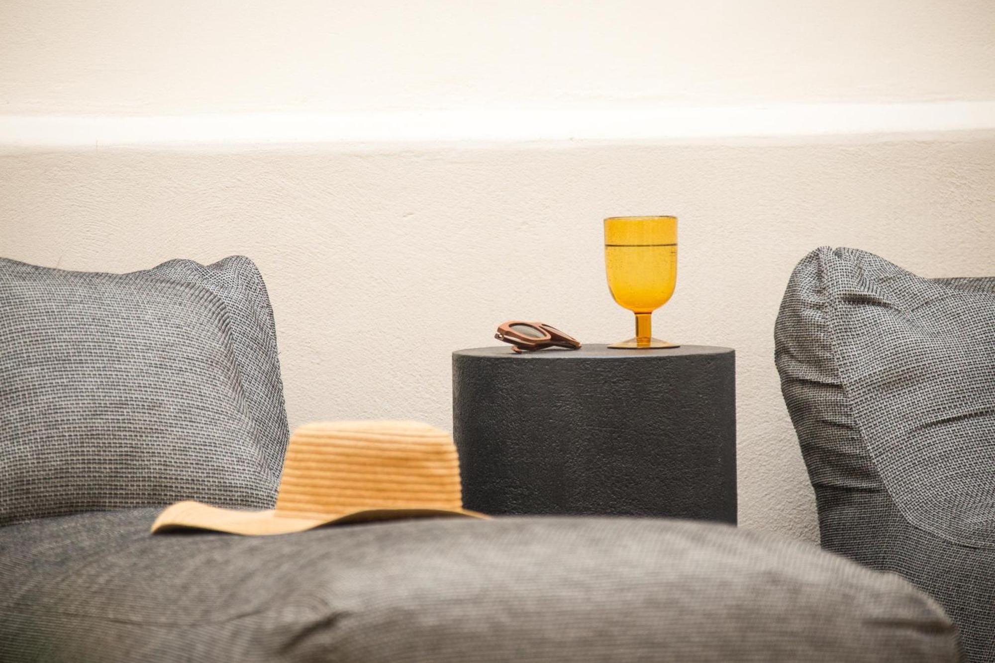 Le Bijou Luxury Suites Rethymno Bagian luar foto